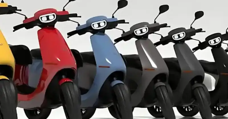 Ola Electric Market Share Falls Sharply in 2025 as TVS, Bajaj Gain Ground